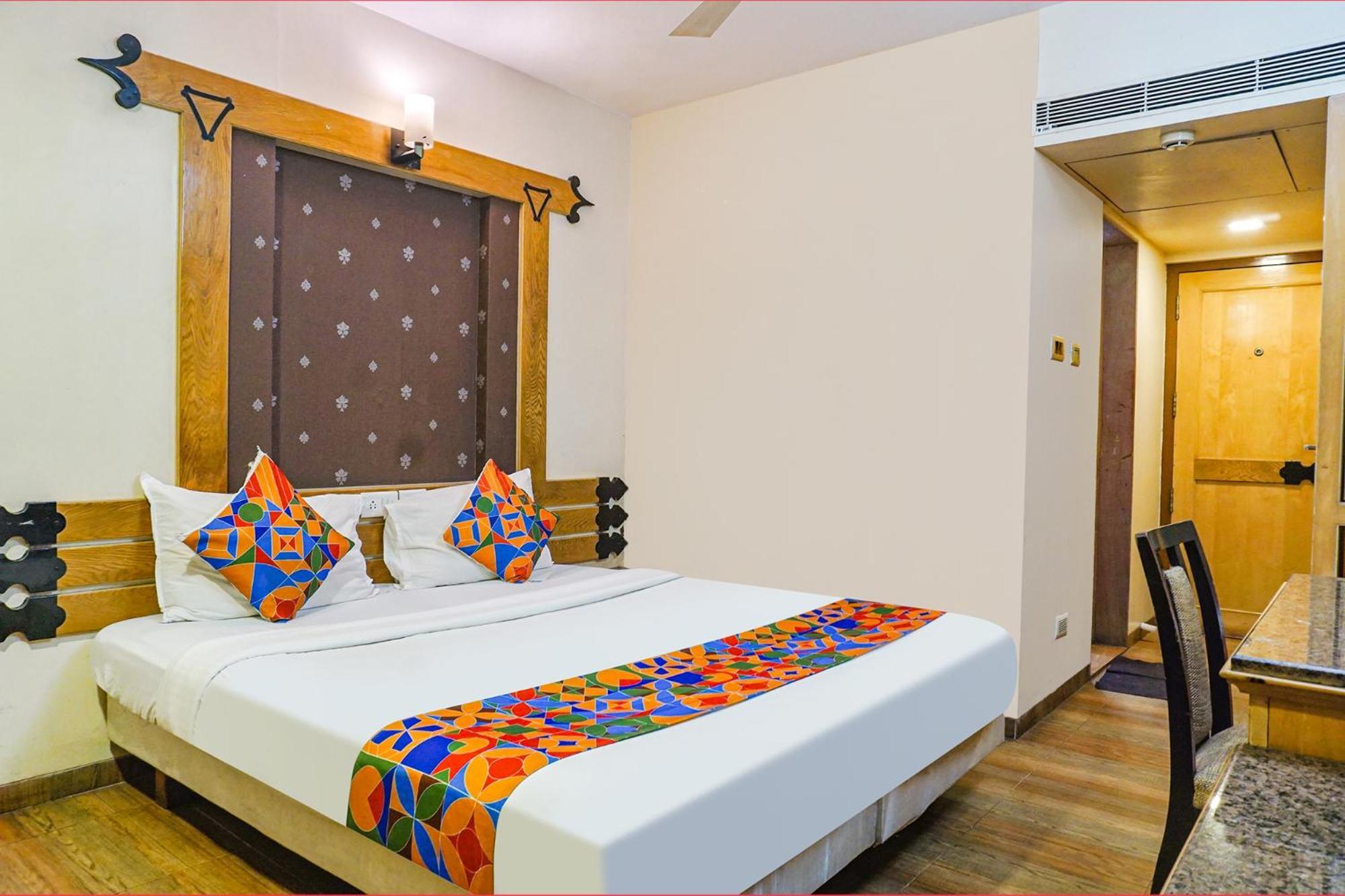 Fabhotel Prime Deccan 8 Pune Exterior photo